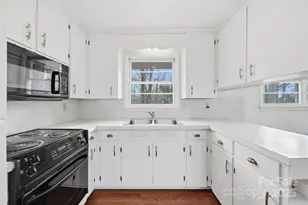 1922 30th St NE, Hickory, NC 28601 - Photo 11