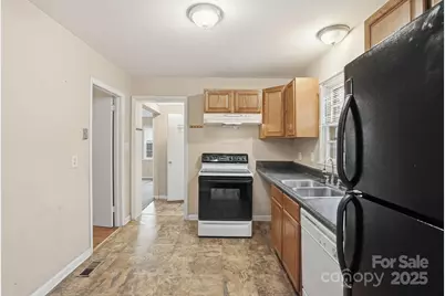1801 Dallas Avenue, Charlotte, NC 28205 - Photo 7
