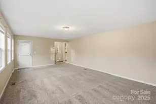 1801 Dallas Ave, Charlotte, NC 28205 - Photo 5