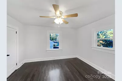 252 N Patterson Street, Statesville, NC 28677 - Photo 9