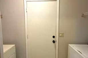 7426 Barn Stone Dr, Charlotte, NC 28227 - Photo 13