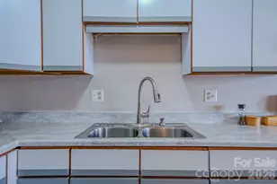 43 Hollybrook Dr, Asheville, NC 28803 - Photo 19