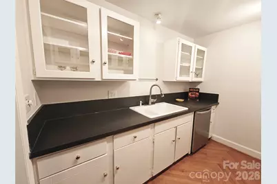 1323 Queens Road #321, Charlotte, NC 28207 - Photo 7