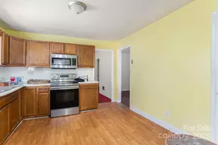 2819 Denview Ln, Charlotte, NC 28208 - Photo 9