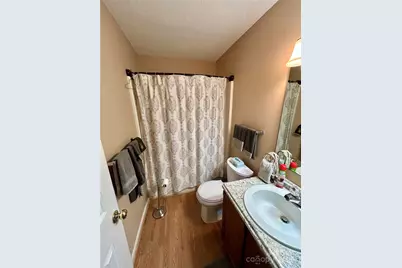 247 5th Avenue NE #8, Hickory, NC 28601 - Photo 17