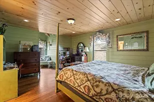 2919 Highland Gap Rd, Scaly Mountain, NC 28775 - Photo 31