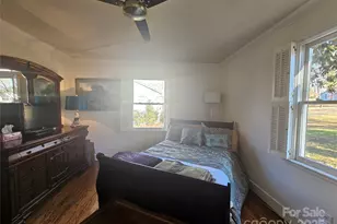 106 Hillside Dr, Shelby, NC 28150 - Photo 11