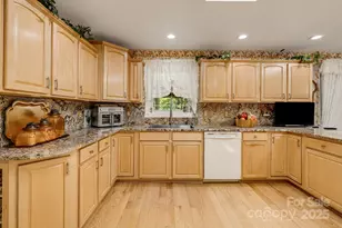 350 Old Sunset Hill Rd, Hendersonville, NC 28792 - Photo 3