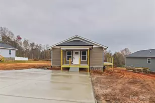 152 Duke St, Granite Falls, NC 28613 - Photo 3