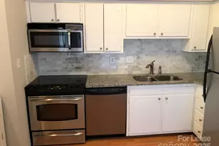 5925 Quail Hollow Rd, Charlotte, NC 28210 - Photo 7