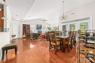 10100 Dominion Village Dr, Charlotte, NC 28269 - Photo 11