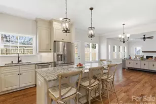 3211 Oakdale Rd, Charlotte, NC 28216 - Photo 15