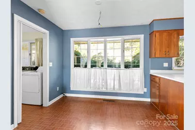 110 Yardley Court, Hendersonville, NC 28739 - Photo 13