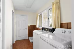 110 Yardley Ct, Hendersonville, NC 28739 - Photo 15