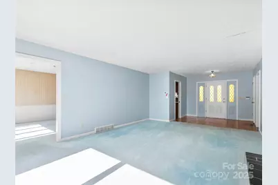 110 Yardley Court, Hendersonville, NC 28739 - Photo 7