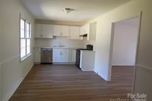 2208 Community Park Dr, Matthews, NC 28104 - Photo 7