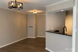 2520 Stradbrook Dr, Charlotte, NC 28210 - Photo 3