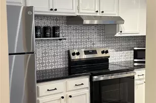 2520 Stradbrook Dr, Charlotte, NC 28210 - Photo 7