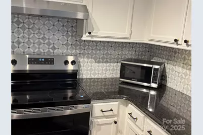 2520 Stradbrook Drive, Charlotte, NC 28210 - Photo 5