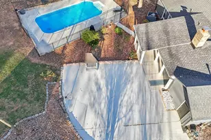 9401 Elvis Dr, Charlotte, NC 28215 - Photo 45