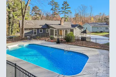 9401 Elvis Drive, Charlotte, NC 28215 - Photo 39