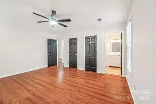 9401 Elvis Dr, Charlotte, NC 28215 - Photo 25