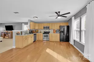 725 Lynville Ln, Rock Hill, SC 29730 - Photo 7