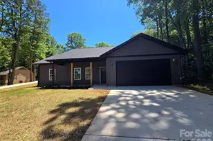 2328 Summerlin St, Winston Salem, NC 27103 - Photo 3
