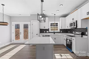 2328 Summerlin St, Winston Salem, NC 27103 - Photo 9