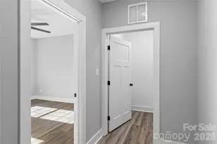 2328 Summerlin St, Winston Salem, NC 27103 - Photo 13