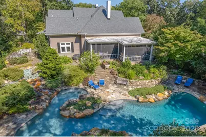 447 N Washington Street, Rutherfordton, NC 28139 - Photo 5