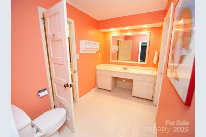 447 N Washington Street, Rutherfordton, NC 28139 - Photo 25