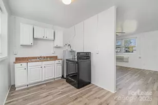 200 York St, Chester, SC 29706 - Photo 7