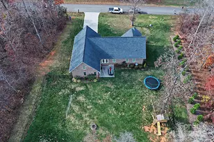 2124 Layton Ln, Newton, NC 28658 - Photo 3