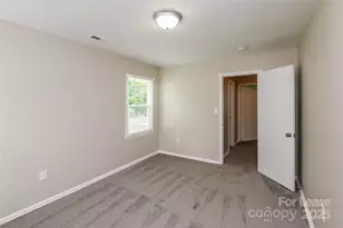 5015 Rivergreen Ln, Charlotte, NC 28227 - Photo 11