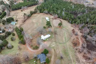 139 Clarkson Ln, Tryon, NC 28782 - Photo 25