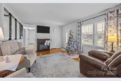 6621 Starcrest Drive, Charlotte, NC 28210 - Photo 7