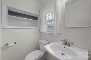 6621 Starcrest Dr, Charlotte, NC 28210 - Photo 13