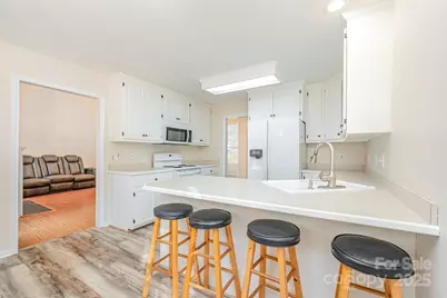 8814 Oldenburg Drive, Mount Pleasant, NC 28124 - Photo 19