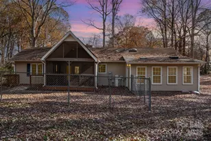 2704 Leisure Dr, Waxhaw, NC 28173 - Photo 31