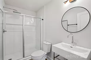 1310 Carolyn Dr, Charlotte, NC 28205 - Photo 39