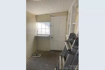 1831 13th Avenue SW, Hickory, NC 28602 - Photo 7