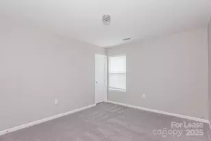 415 Ferrell Ave, Charlotte, NC 28216 - Photo 11