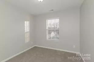 5728 Fairchase Ave, Charlotte, NC 28269 - Photo 13