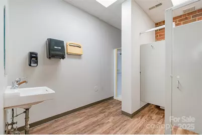 3718 Old Battleground Road, Greensboro, NC 27410 - Photo 31