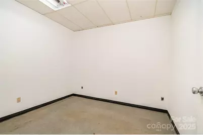 3718 Old Battleground Road, Greensboro, NC 27410 - Photo 23