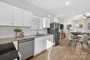 1822 Wilson W Lee Blvd, Statesville, NC 28677 - Photo 9