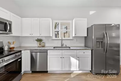 1822 Wilson W Lee Boulevard, Statesville, NC 28677 - Photo 11