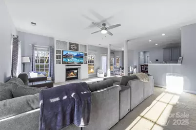 12313 Westbury Glen Court, Charlotte, NC 28262 - Photo 11