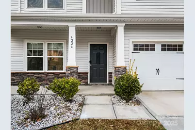 4224 Stockbrook Drive, Charlotte, NC 28215 - Photo 3